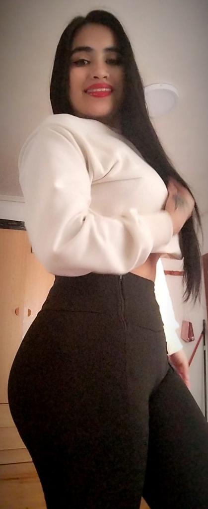 Chica busca chico en Tenerife: 