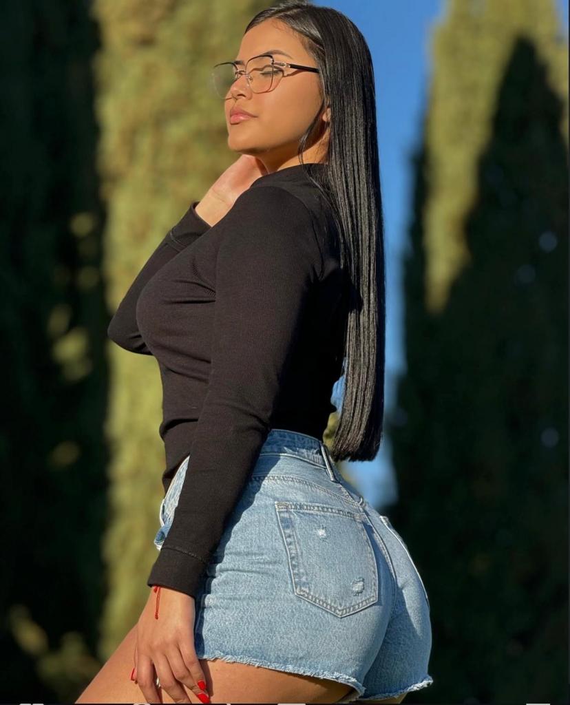 Chica busca chico en Cádiz: 