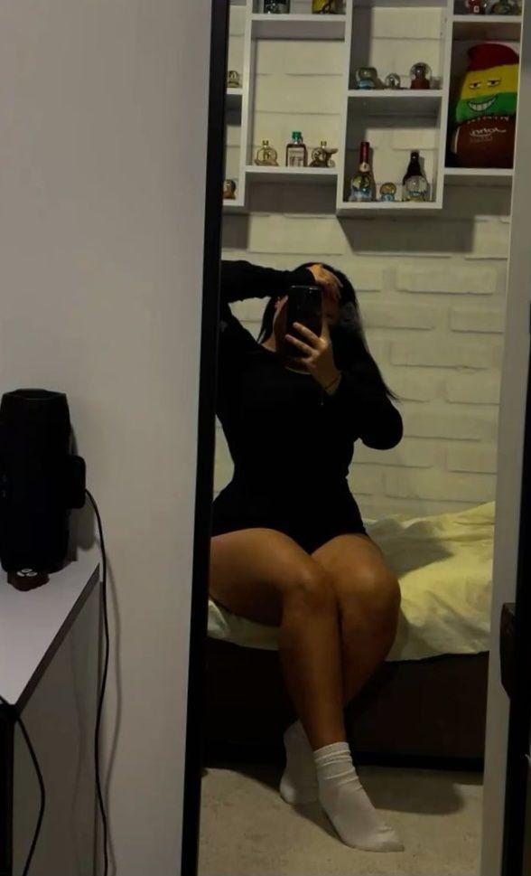 742056398: Chica busca chico en Cádiz