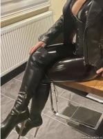 691647708: Chica busca chico en Lérida