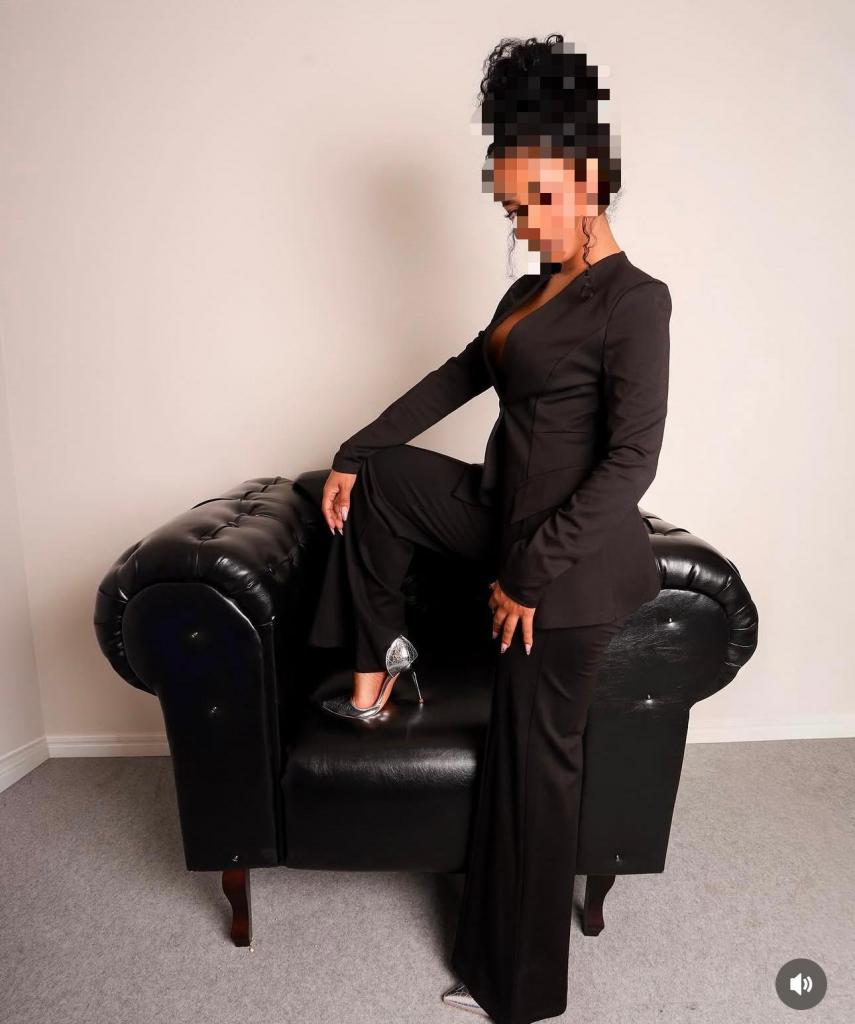 692455357: Chica busca chico en Vizcaya