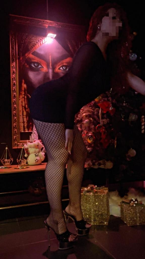 604331724: Chica busca chico en Madrid