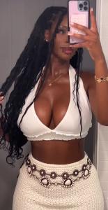 611286627: Chica busca chico en Pontevedra