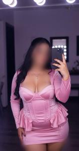 647989536: Chica busca chico en Madrid