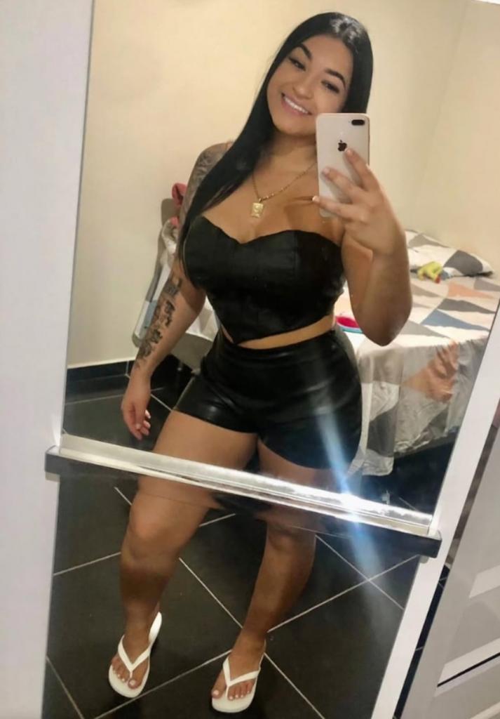 Chica busca chico en Sevilla: 