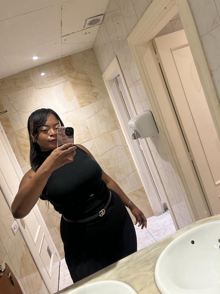 Chica busca chico en La Rioja: 