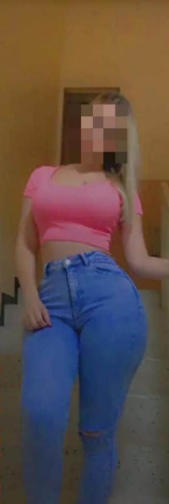 Chica busca chico en Granada: 