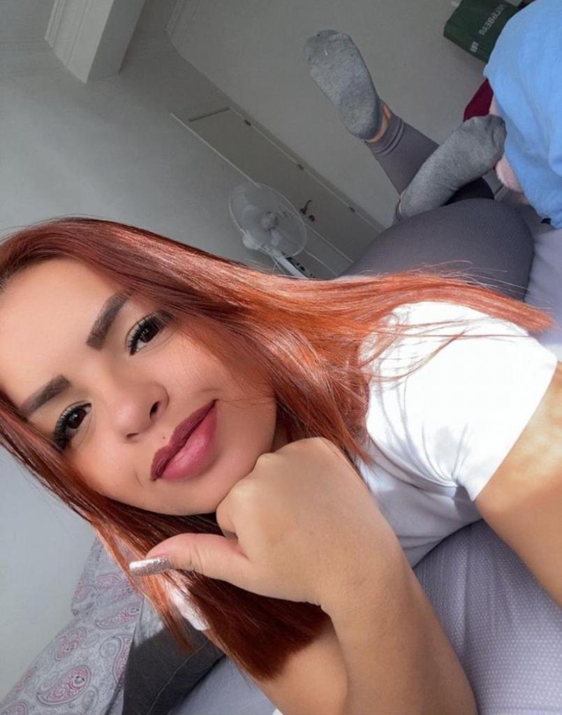 Chica busca chico en Tenerife: 