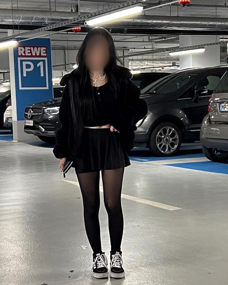 611208259: Chica busca chico en Mallorca