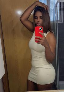 611557409: Chica busca chico en Orense