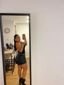 672539377: Chica busca chico en Ibiza