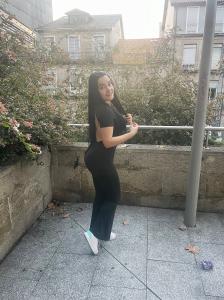 632623150: Chica busca chico en Orense