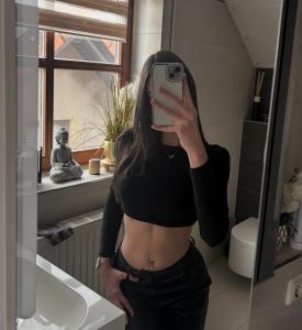 631353637: Chica busca chico en Madrid