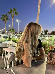 671132171: Chica busca chico en Murcia