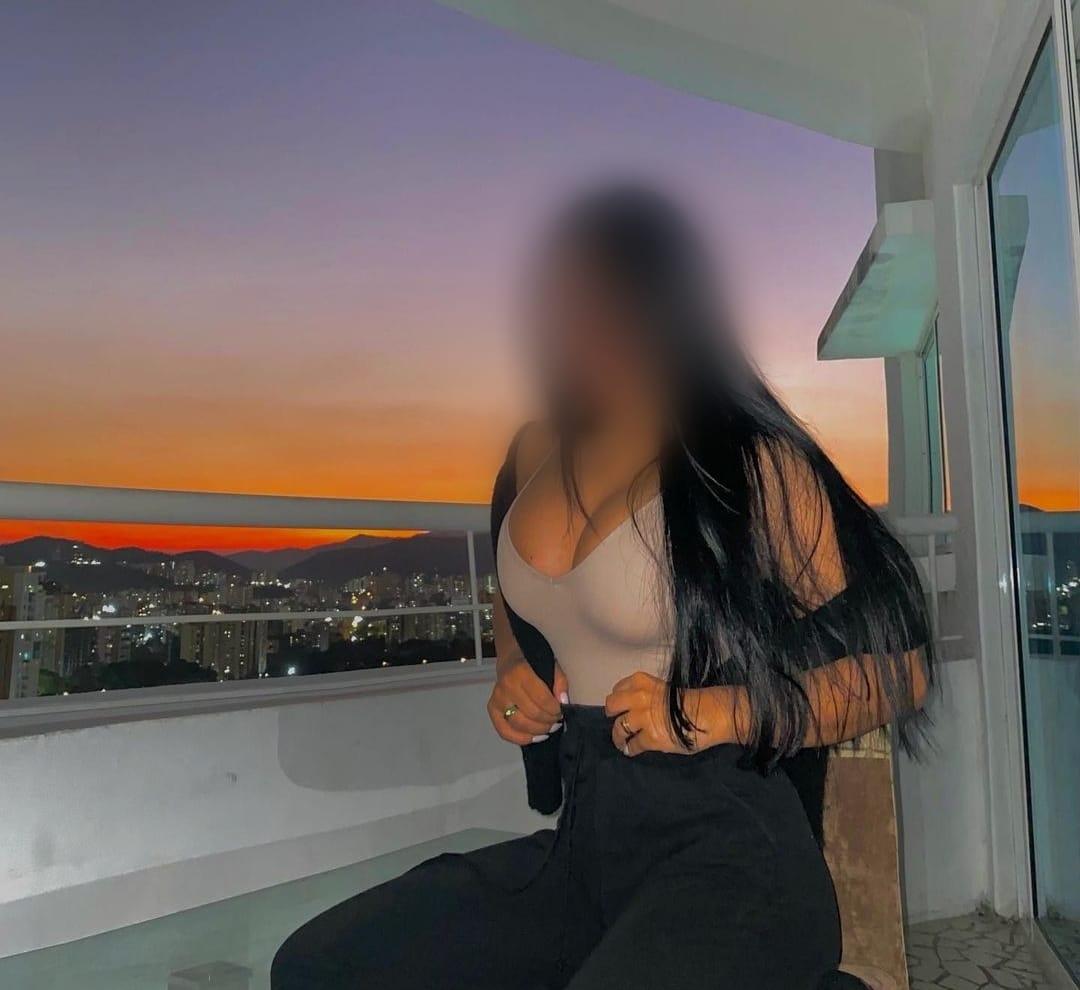 Chica busca chico en Tenerife: 