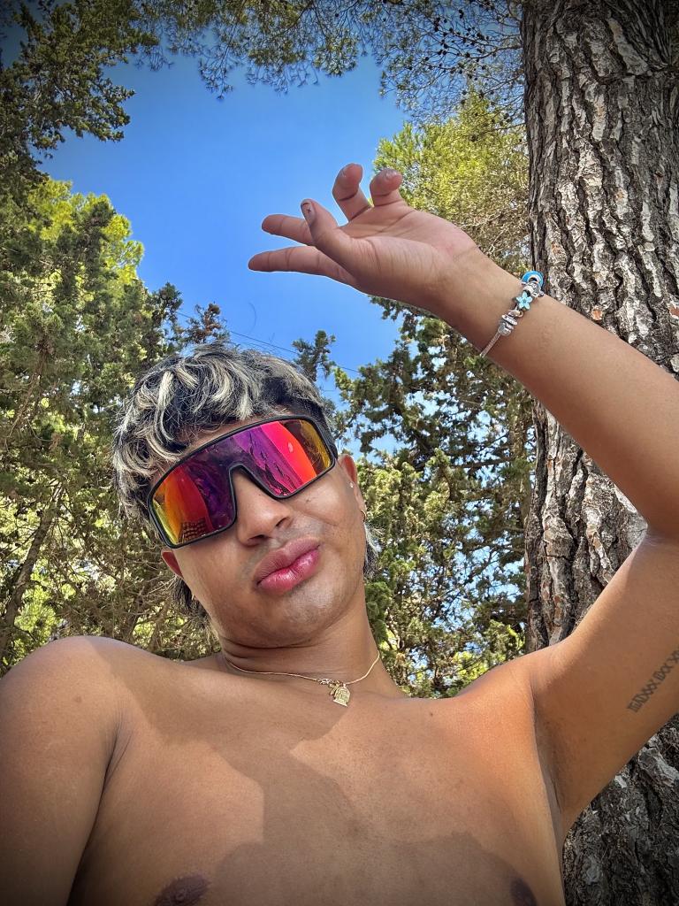 Chico busca chica en Mallorca: 