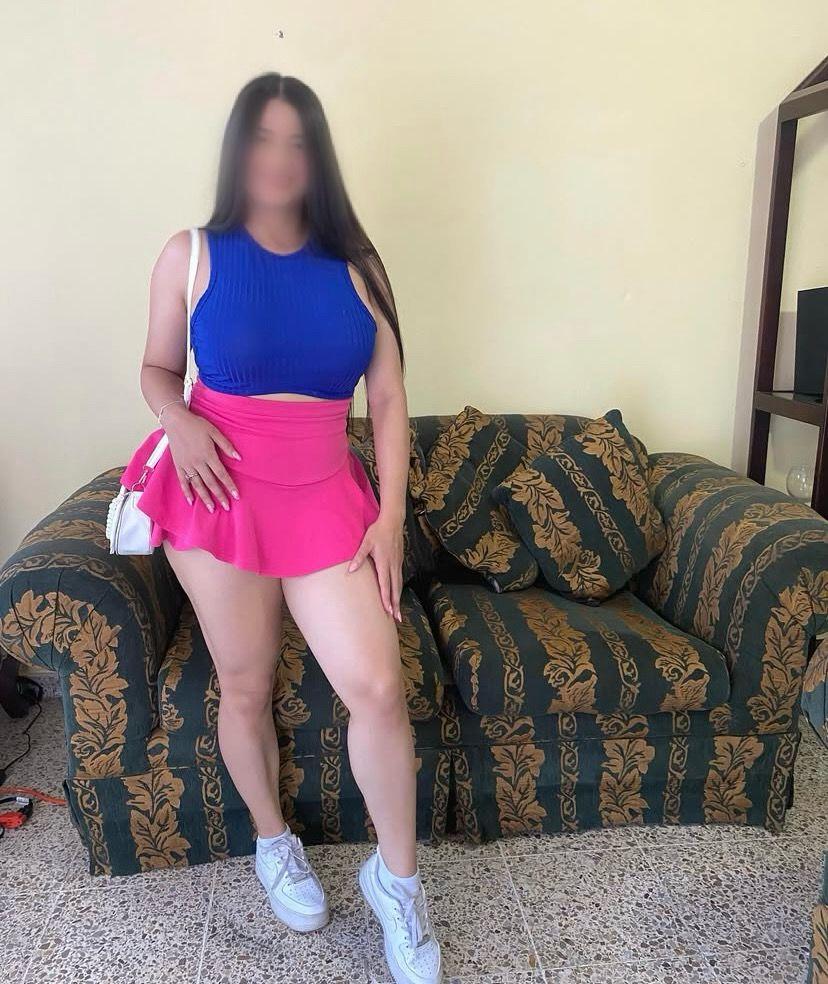 610172141: Chica busca chico en Madrid