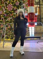 637946082: Chica busca chico en Madrid