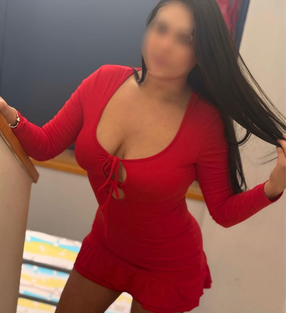 650735267: Chica busca chico en Madrid