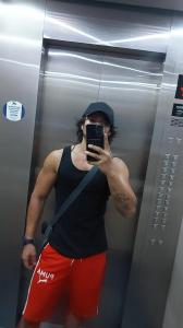 611239456: Chico busca chica en Madrid