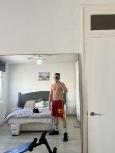 Chico busca chica en Valencia: 