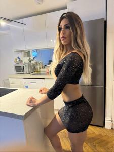 632944561: Transexual en La Coruña