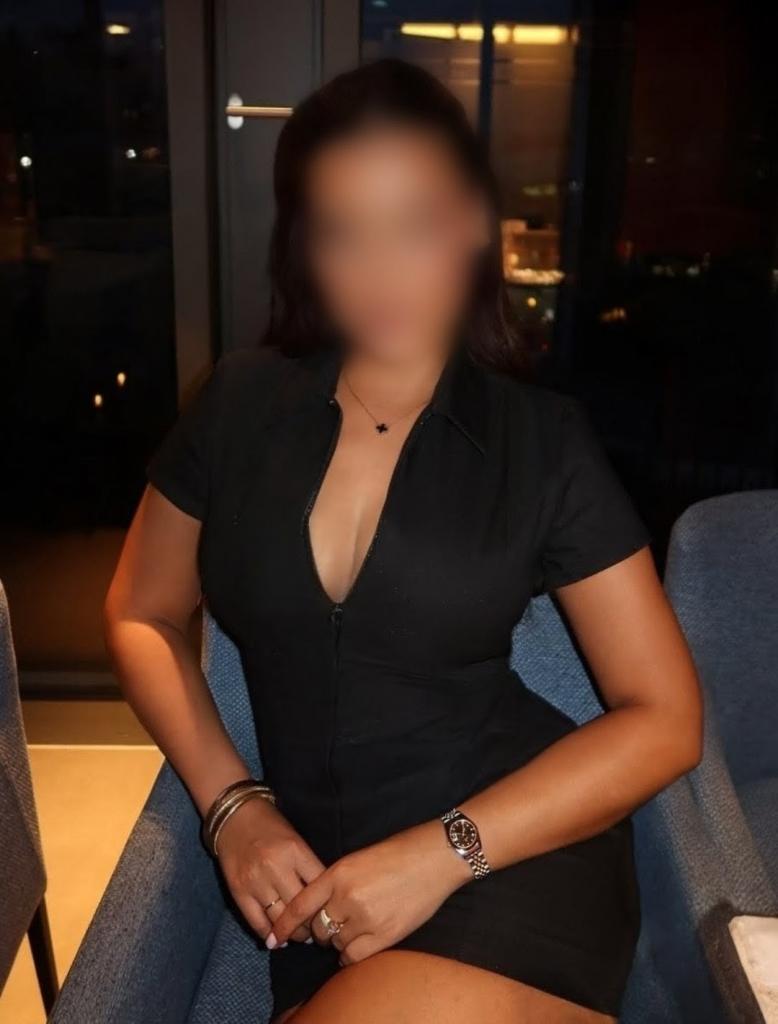 662974145: Chica busca chico en Madrid