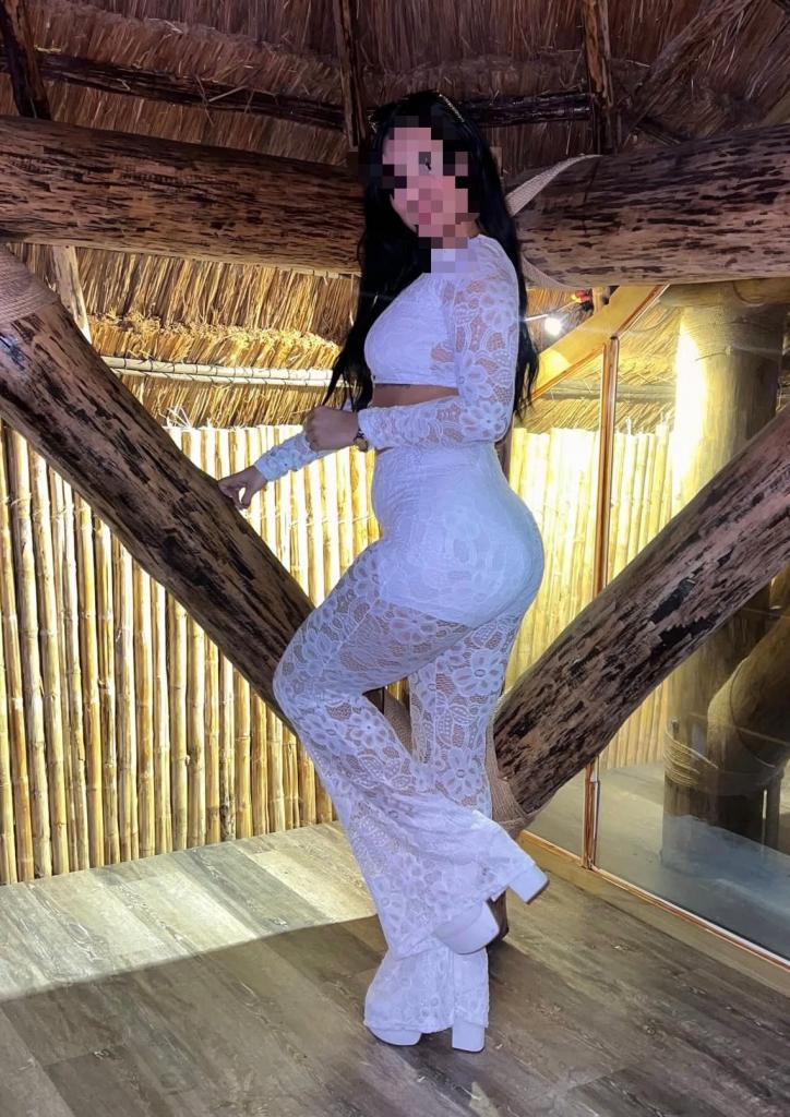 Chica busca chico en Tenerife: 