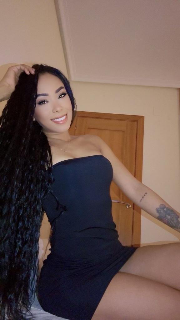 Chica busca chico en Granada: 