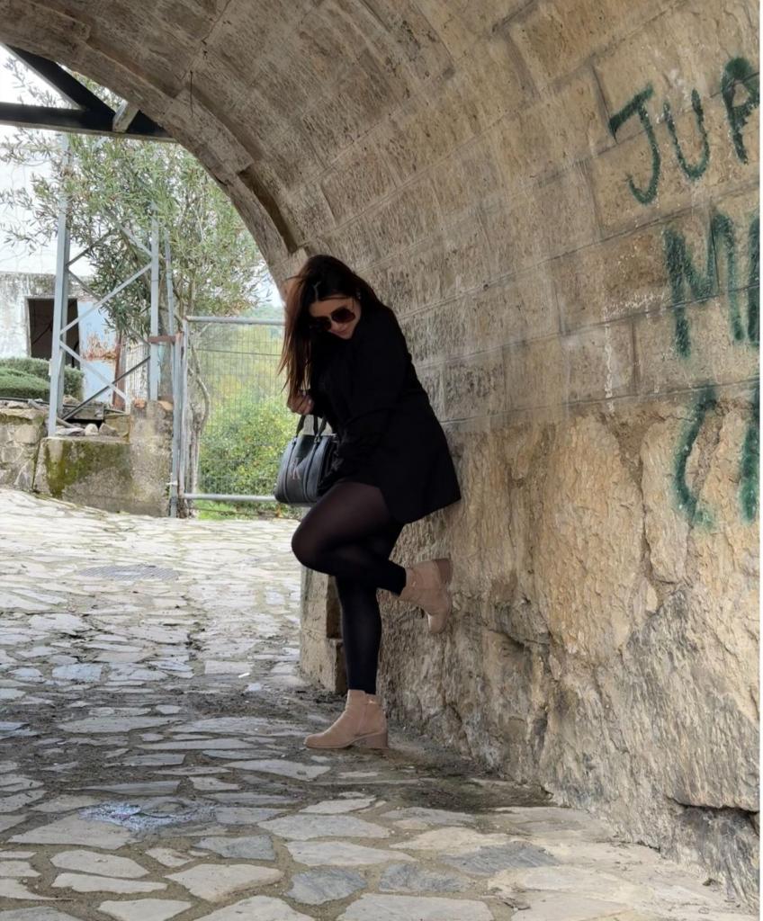 Chica busca chico en Cádiz: 