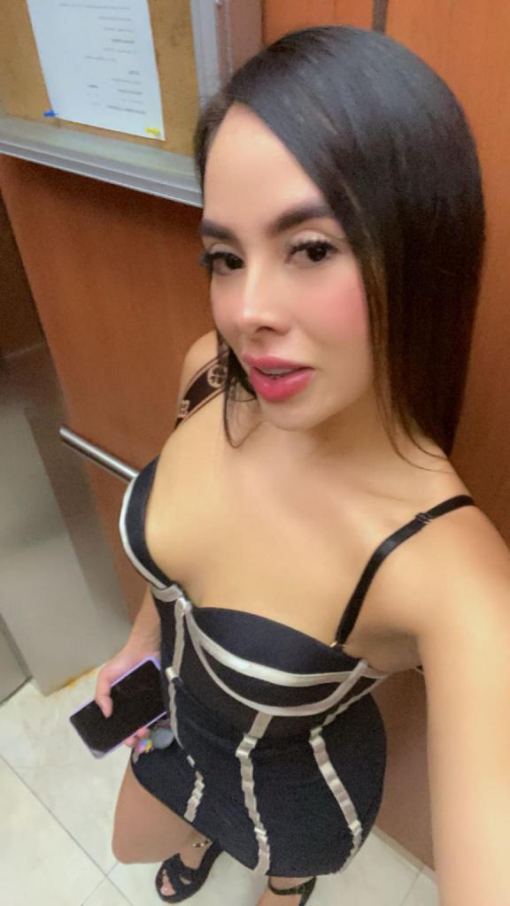 Chica busca chico en Sevilla: 