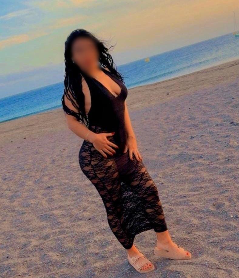 Chica busca chico en Tenerife: 