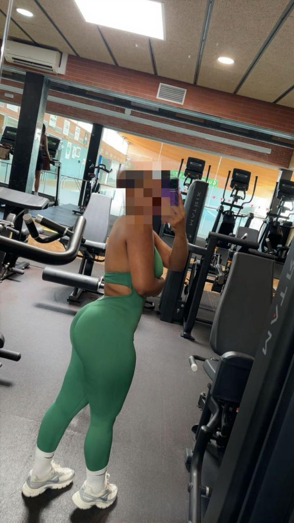 Chica busca chico en La Coruña: 