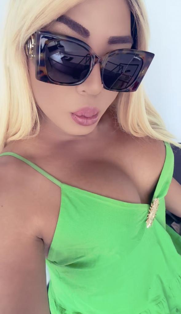 663559110: Transexual en Tenerife