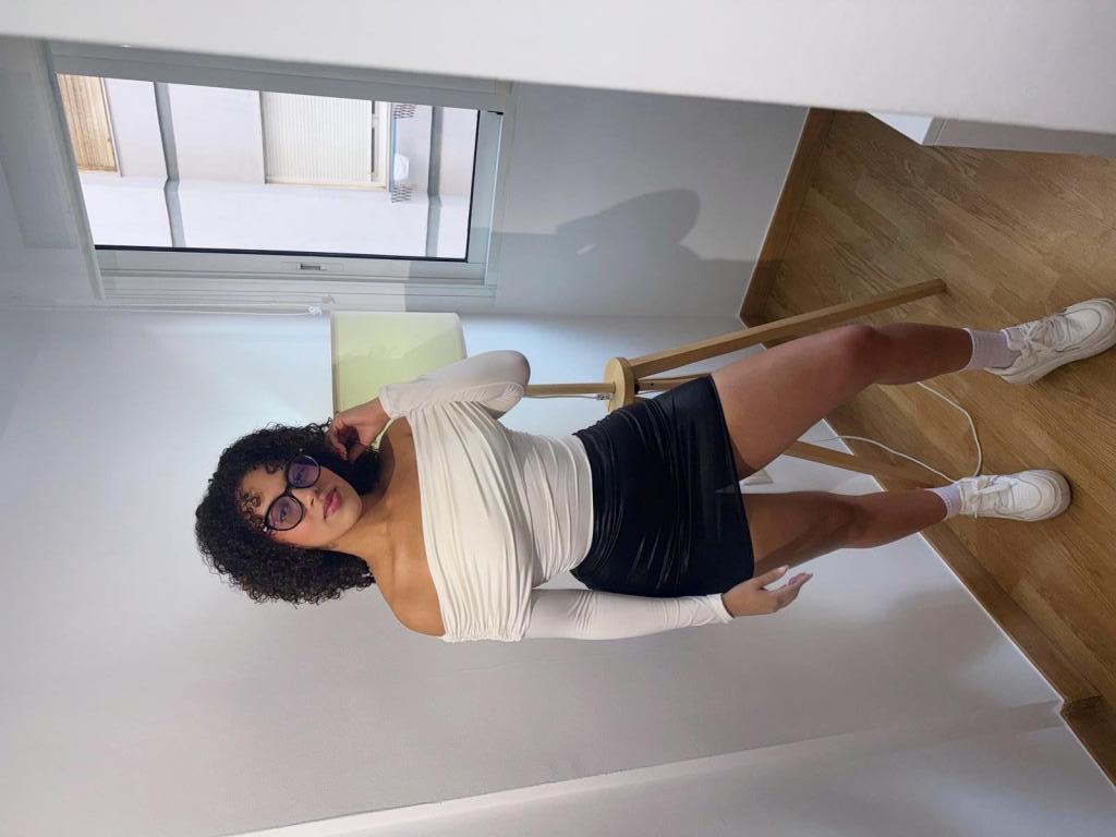 600973575: Chica busca chico en Málaga