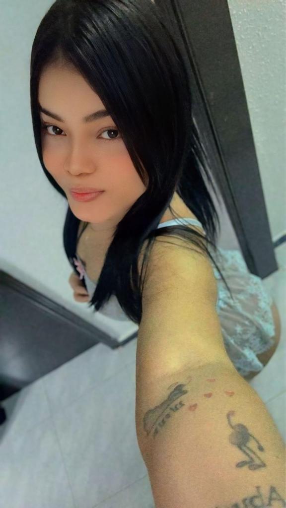 Chica busca chico en Valencia: Chica busca chico