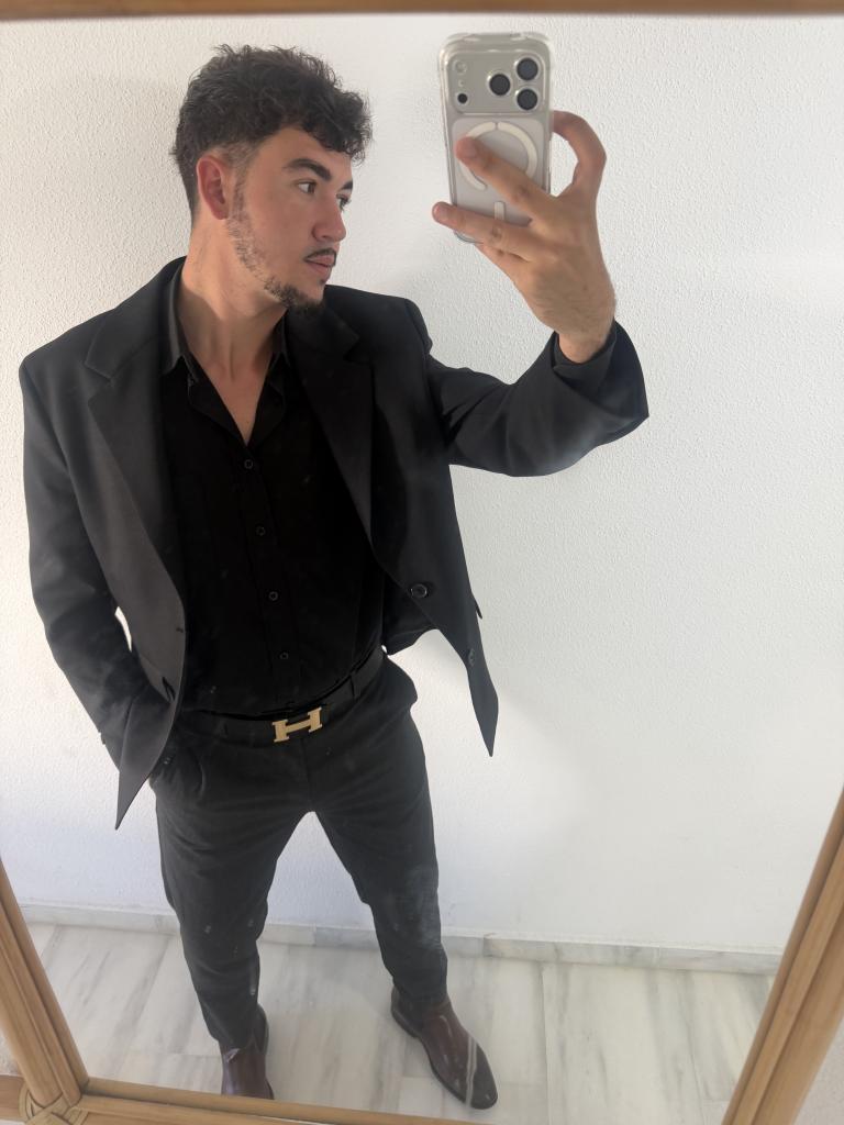 Chico busca chica en Málaga: 