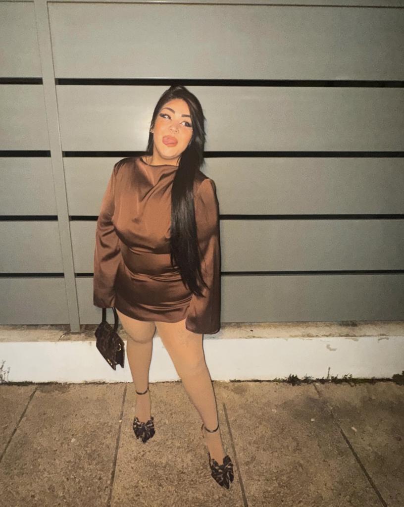 643479341: Chica busca chico en Badajoz