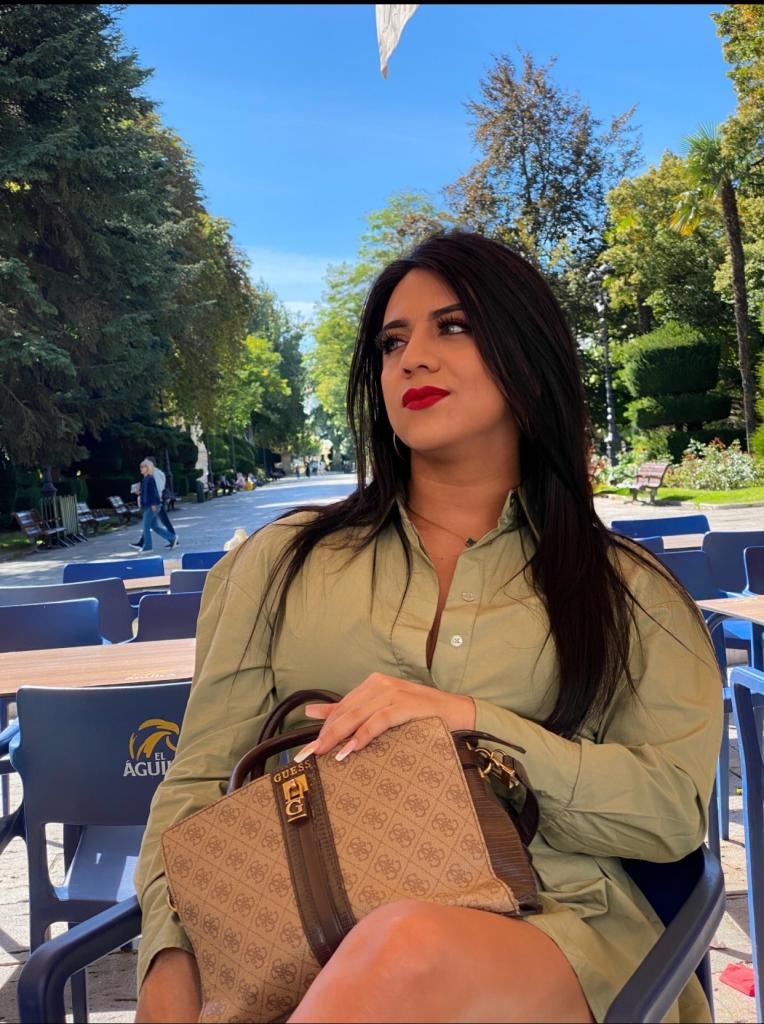 641053127: Transexual en Zaragoza