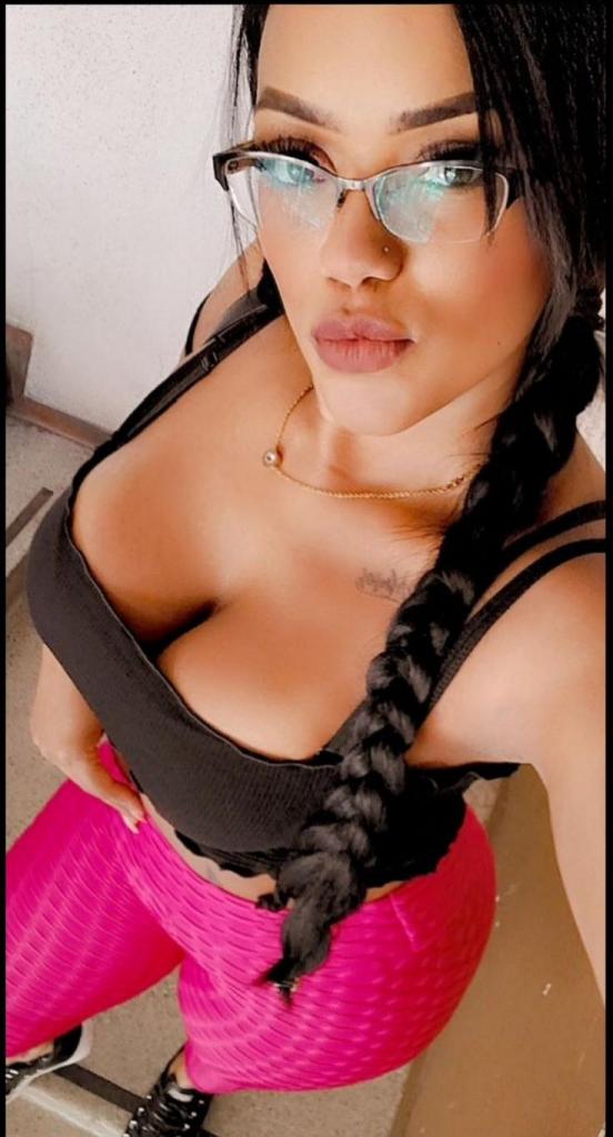 Chica busca chico en Barcelona: 