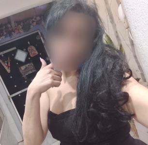 688394537: Chica busca chico en Madrid
