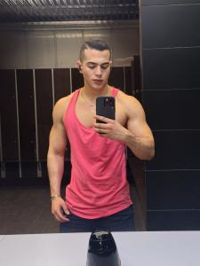 674077657: Chico busca chica en Madrid