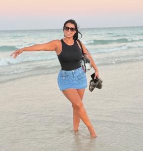 641774294: Chica busca chico en Ibiza