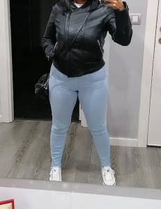 631983513: Chica busca chico en Zaragoza