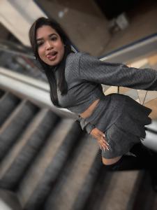 643479341: Chica busca chico en Badajoz