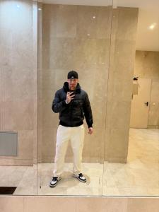 652164129: Chico busca chica en Madrid