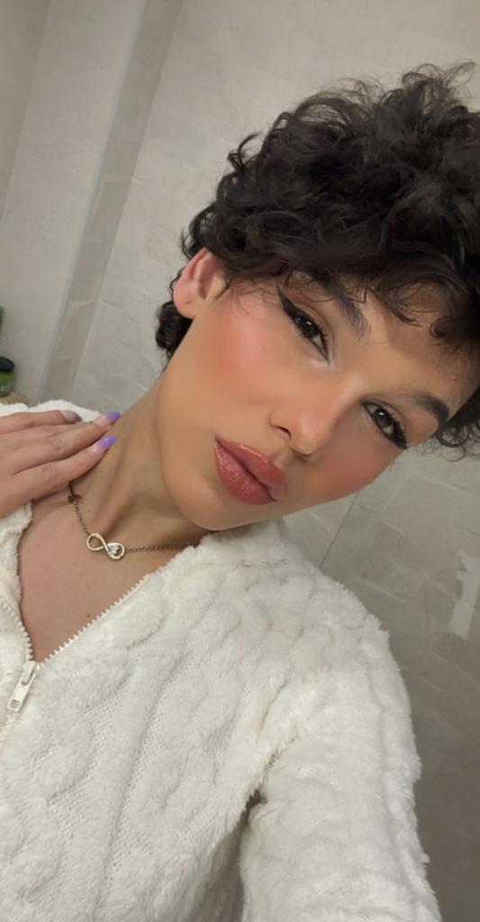 614682863: Chico busca chica en Granada