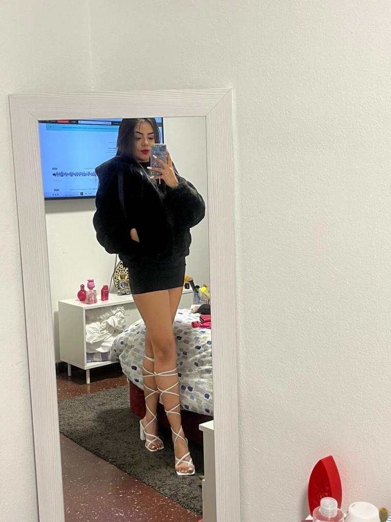 602432602: Chica busca chico en Almería