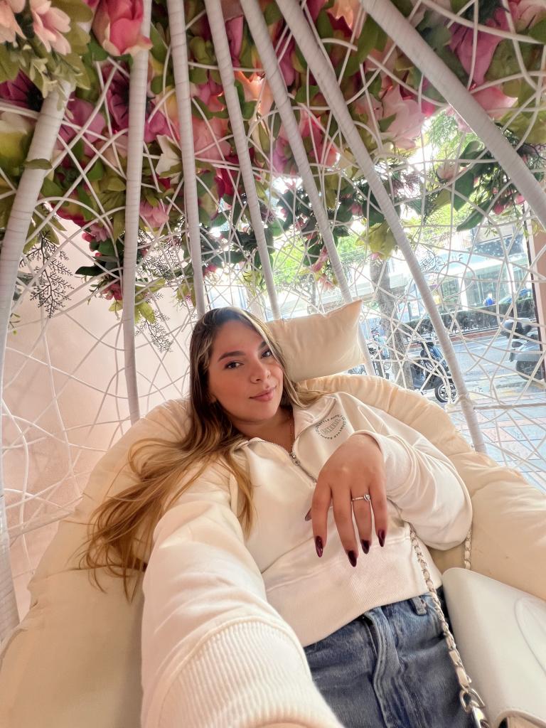 Chica busca chico en Ibiza: 