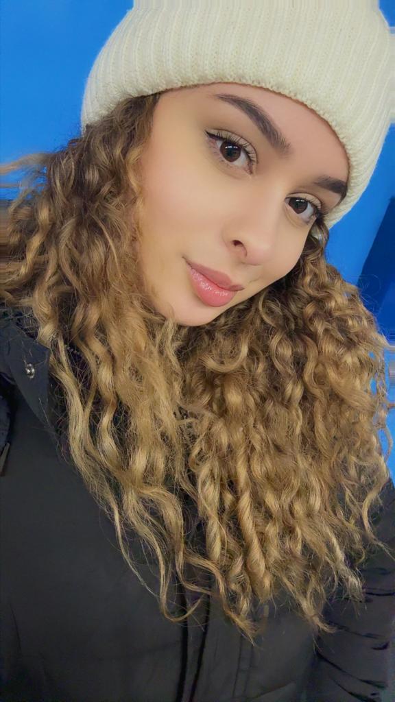 643654540: Chica busca chico en Murcia